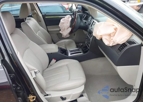 2006 Chrysler 300C from USA, damaged, VIN 2C3KA63H66H449346